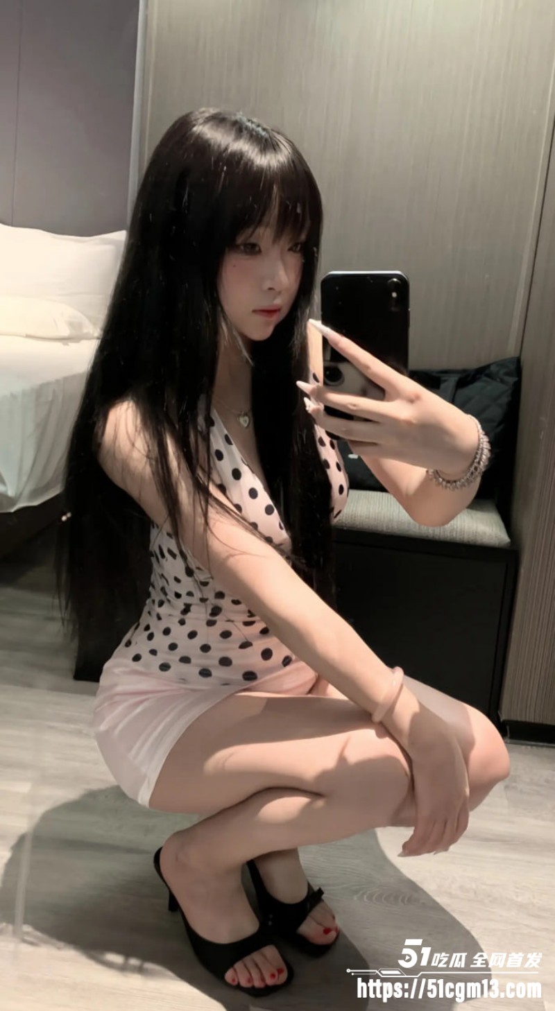 黑长直小姐姐全裸自拍流出 苗条身材镜头前完美展示 自慰抽搐娇喘不断 激情难耐火力全开