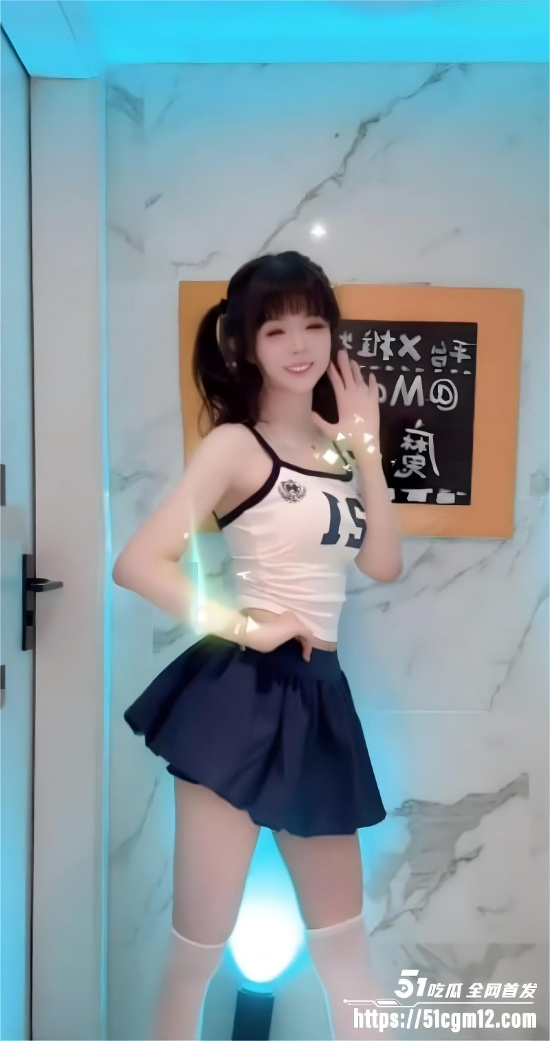 高颜值福利姬 贝璃珞 热舞合集 性感美女撩人姿势挑逗心扉 跪地口交暴力深喉饥渴吞精