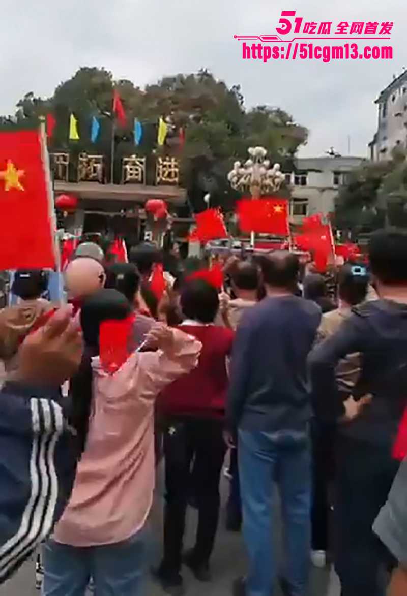 广东茂名信宜市政府强拆征地警民冲突视频流出3拷贝