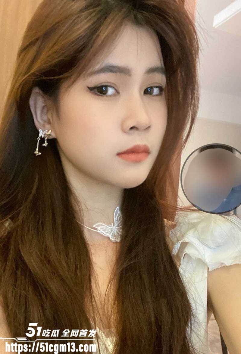 178混血校花被学长驯服调教 黑色蕾丝装奶穴全露 玩指奸虐穴激发淫性 被干的失去理智只顾求爽！