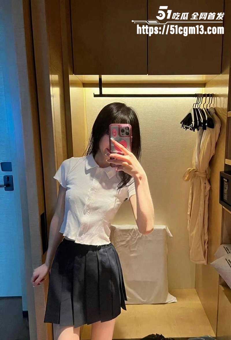 清纯校花反差性爱视频爆光 3 拷贝