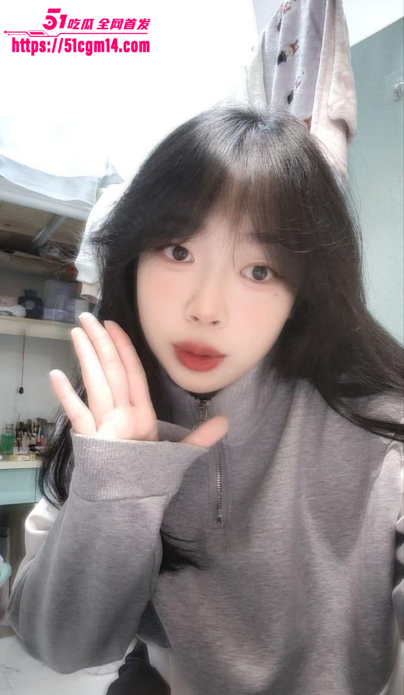 人妻女老板 SM性爱私拍 束缚双腿蜜穴遭猛烈贯穿 滴蜡虐乳刺激感官 职场女强人沦为性奴贱畜！