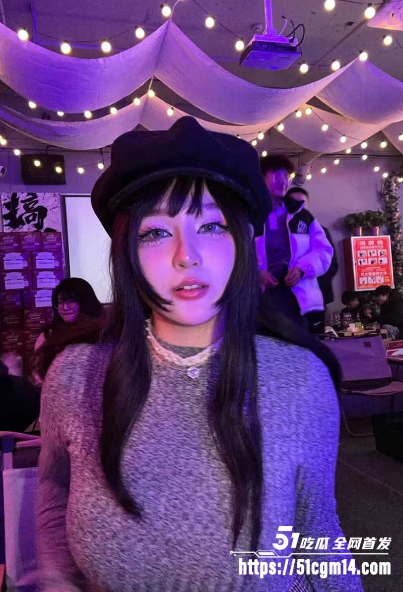 黑龙江超美爆奶人妻 刘梦 跟邻居帅哥偷情 露脸舔屌内射全套玩遍 娶她就得提前备好绿帽！