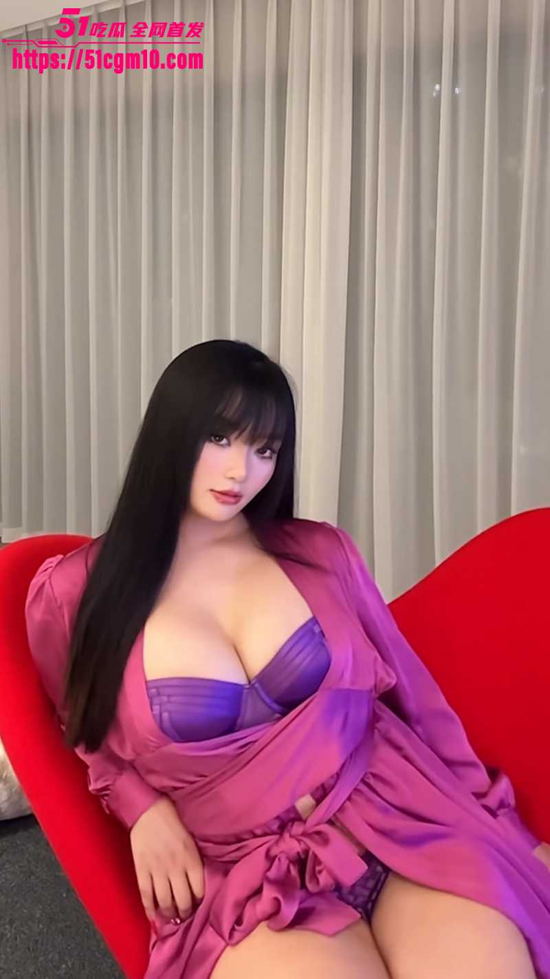 推特BBW福利姬 奈奥米 微密圈视频 微胖却比例炸裂的尤物肉体 多角度特写情趣肉弹轰炸眼球！