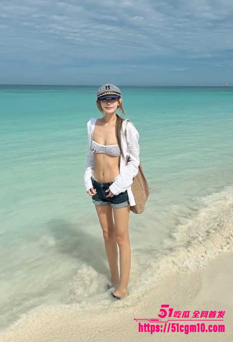 抖音顶级御姐主播车震视频流出 5 拷贝