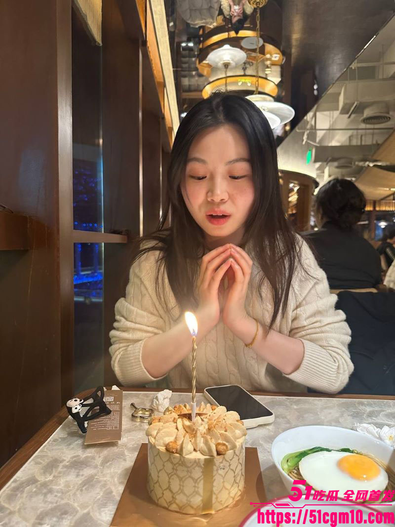 极品美女女上位弹力狂摇 4