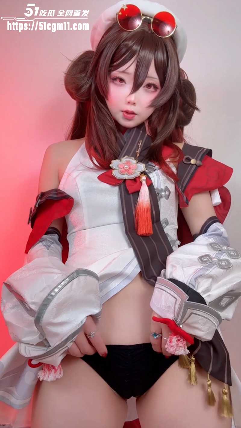 日本微胖福利姬 chuchu 生日coser自慰专场 下品呻吟配上晃肉画面 微胖肉感爱好者的天堂！