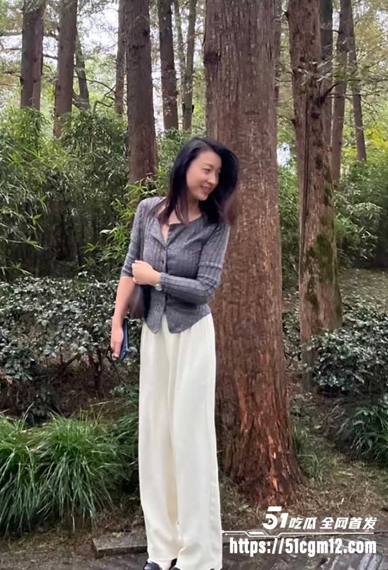 亿润集团超美女白领性贿赂视频流出 6 拷贝