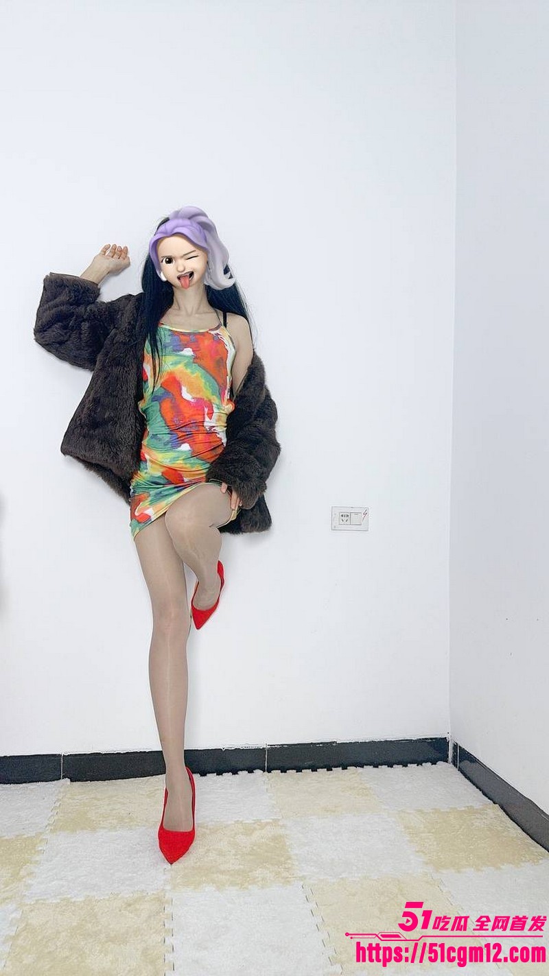 51原创小姨子的秘密 小姨子巷口含鸡巴 回家被姐夫后入粗爆抽插 射满骚穴淫水直流！