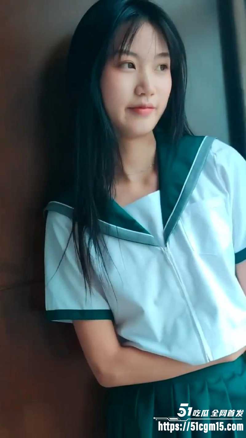 私房大神 jklove6969 约拍高挑山东妹 小巧贫乳浓密黑毛粉鲍 骚穴掰开特写各种淫姿！