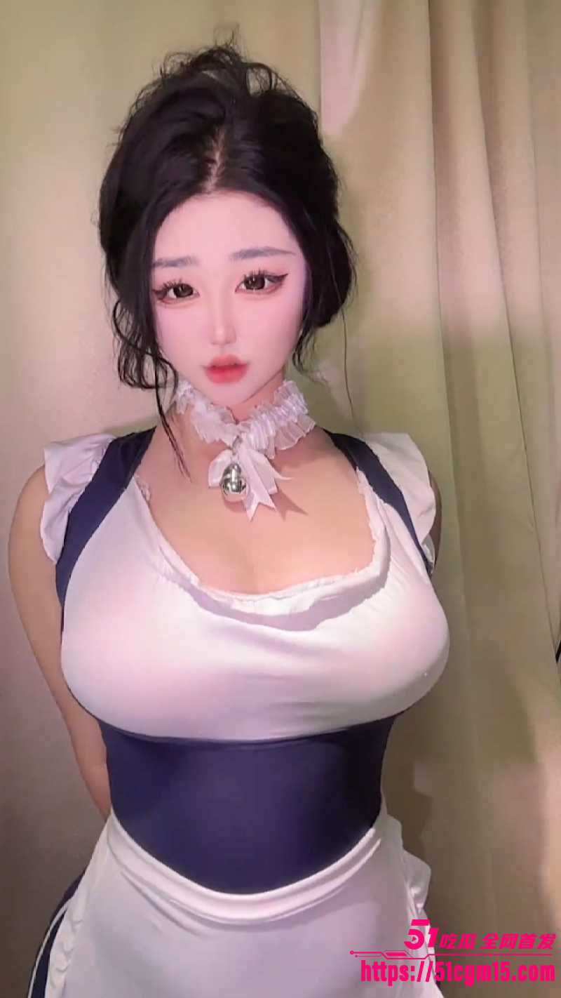 抖音超美网红 河马公主 高价定制流出 梨型身材掰穴漏点 旺盛黑森林反差感炸裂！