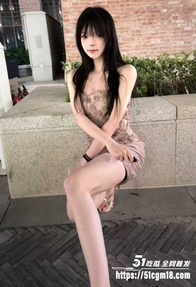 江西骚浪婊子黄丽云出轨约炮视频流出4拷贝