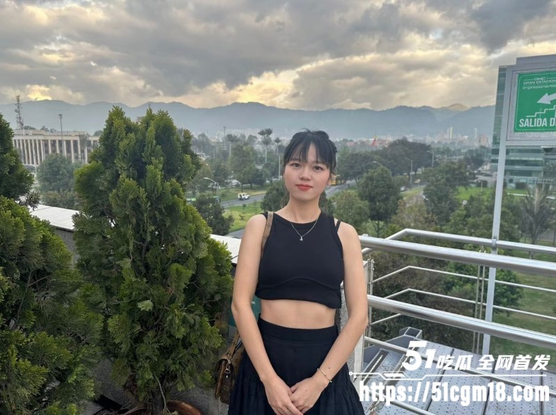 大一萌妹 张雨晴 遭前男友曝光性爱私拍 视频裸聊洗澡展露酥胸肥鲍 口交中出反差本性暴露