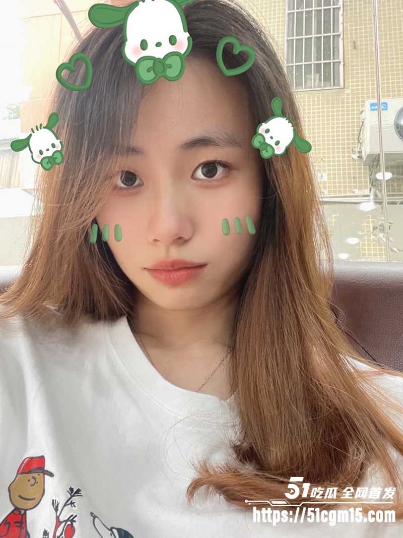 四川大三学生妹 林虹 性爱视频泄漏 校园女神性欲超强 主动迎合暴操胯下淫水横流！