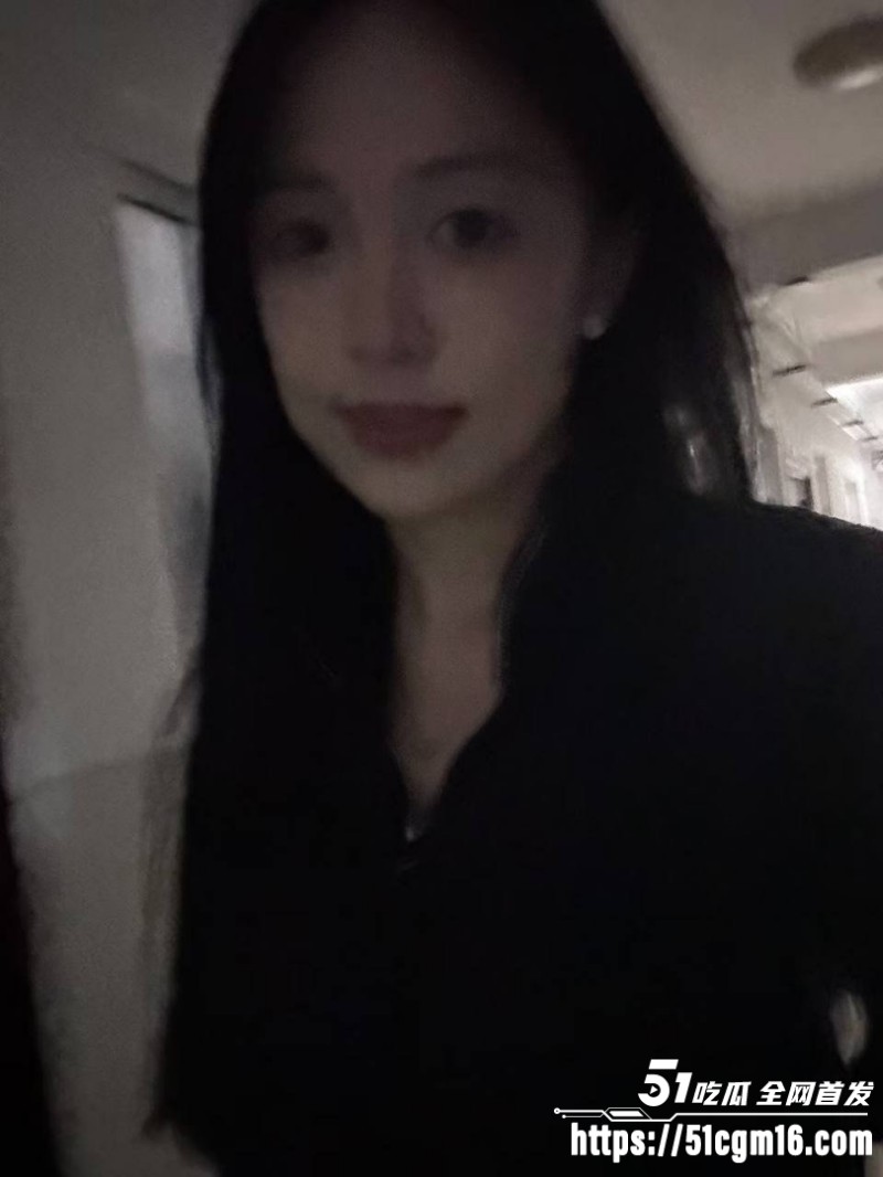 武汉大学大一校花 周慧媛 遭金主3P调教 5