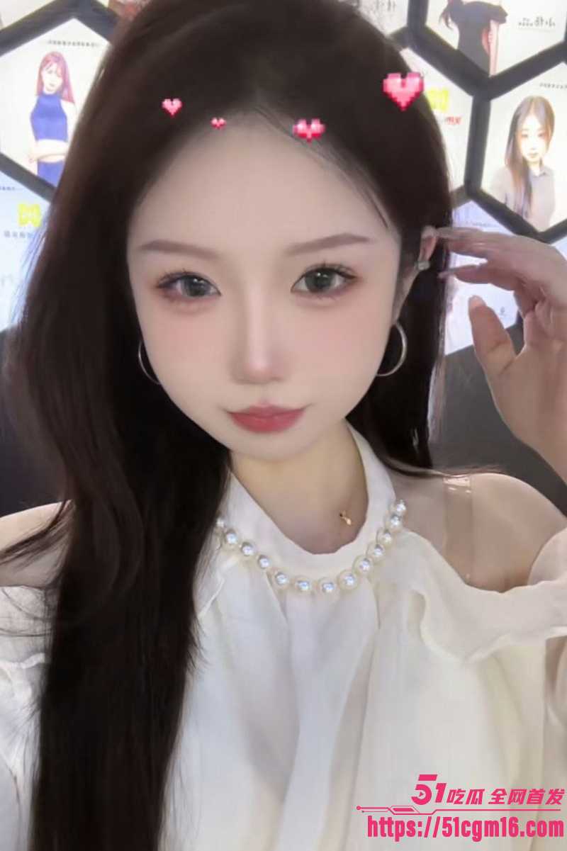 长沙反差婊 杨巧 背着大肚子姐姐与姐夫 天天吃精上瘾 骚浪程度直逼女优 不雅视频全网疯传！