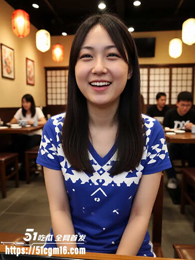 超淫大学生不雅视频 床上吃鸡表情又乖又骚 含着肉棒眼角带泪却越吃越起劲 真是太犯规了！