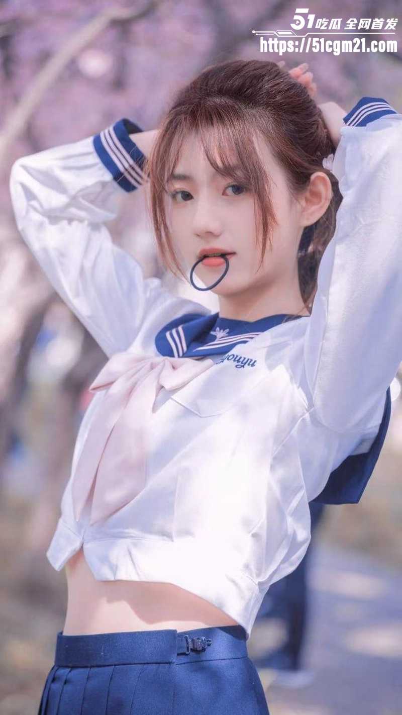 华东师范大学保研女 擦边起号失败后傍上金主 原来天天翘课是去卖身换钱！