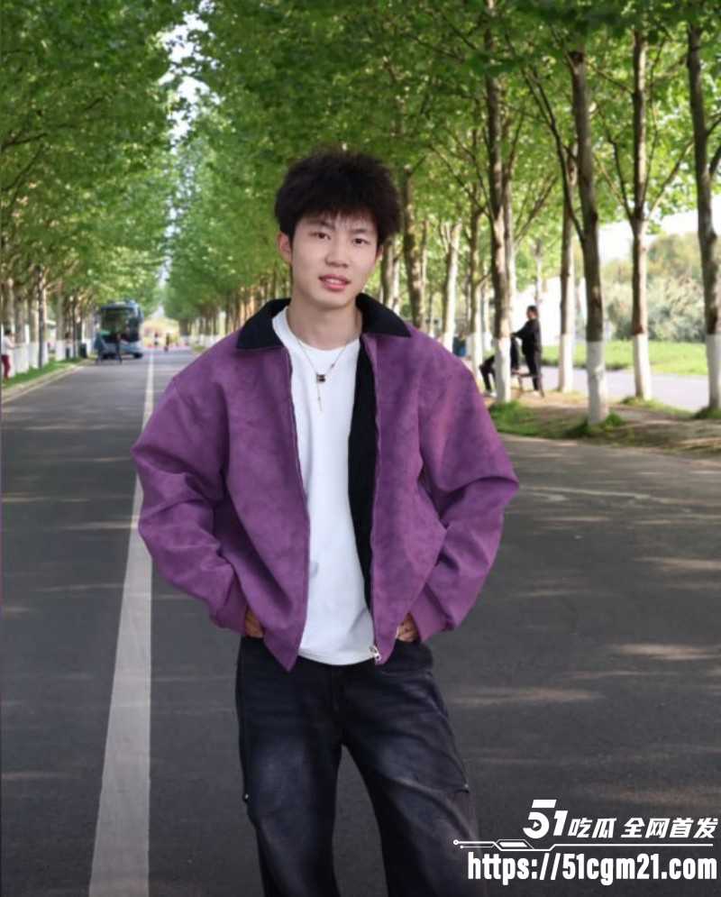 山东泰山科技学院PPT大瓜 小仙女揭露渣男 不料被其反曝性爱视频 淫姿骚态全校皆知！