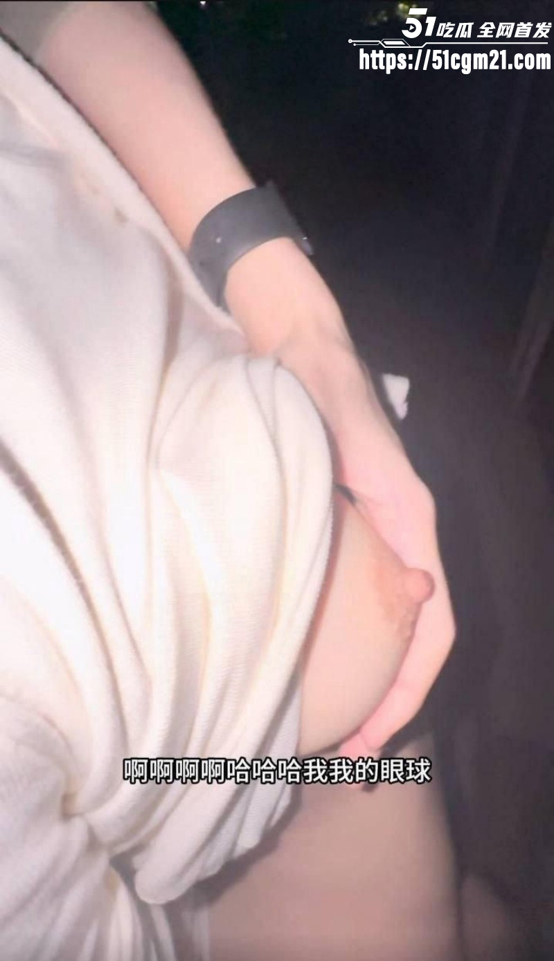 意淫自己妹妹和妹妹天桥做爱05