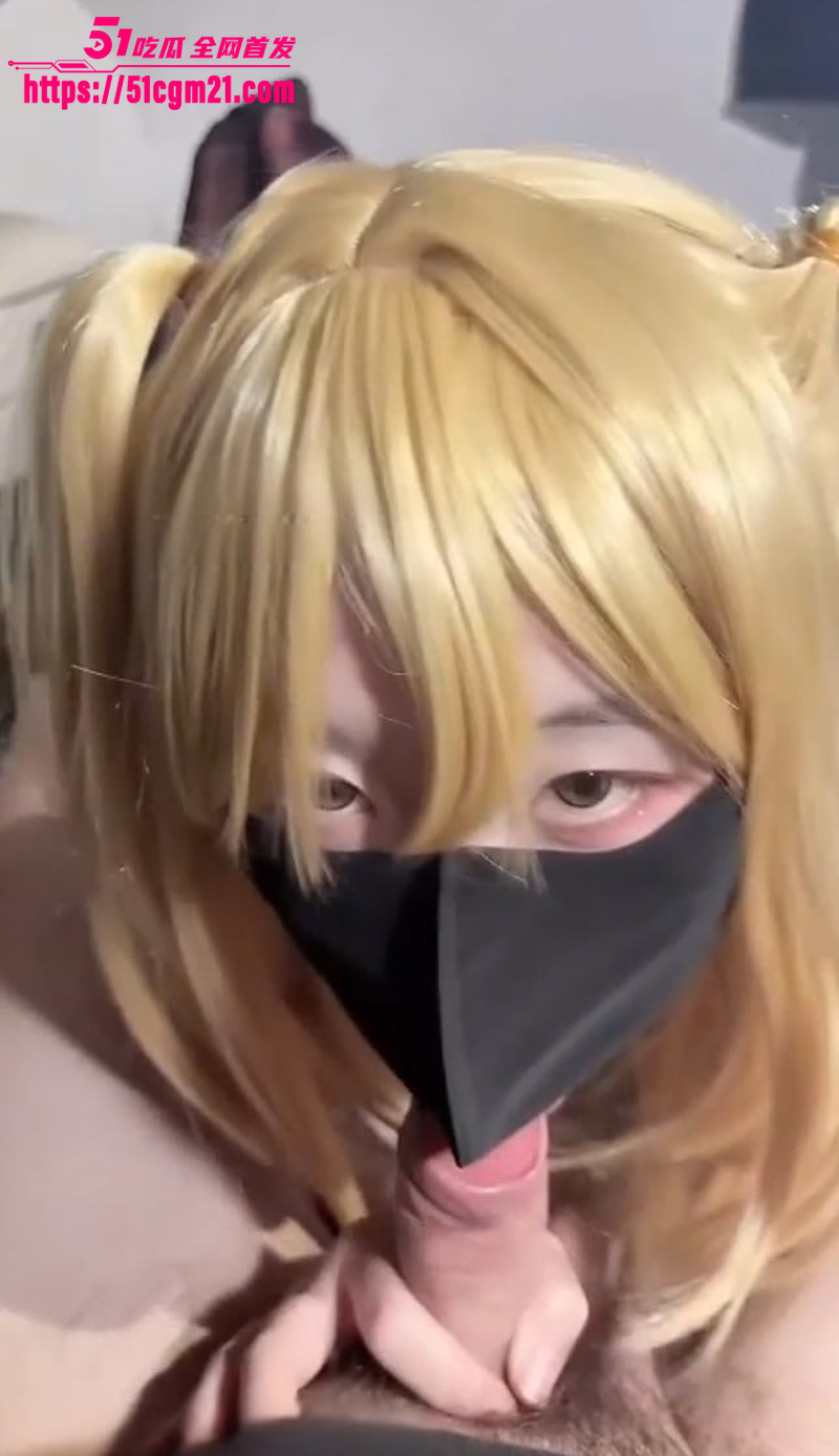 可爱萝莉 五月兔 金主调教私拍 黑丝制服打飞机挑逗诱惑 骑乘后入蹂躏稚嫩酮体