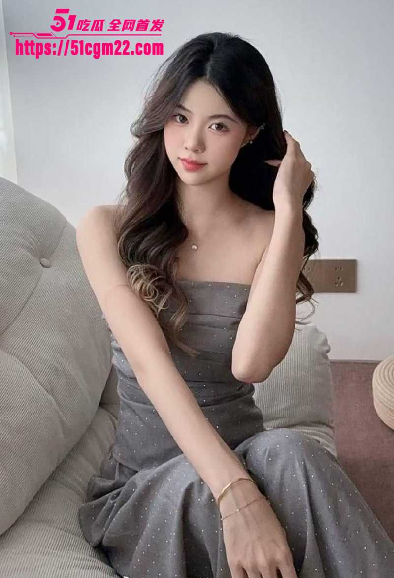少女网红 欣怡 出轨玩网调 各种假屌狂虐白虎淫穴 花式弹力插反差无比！