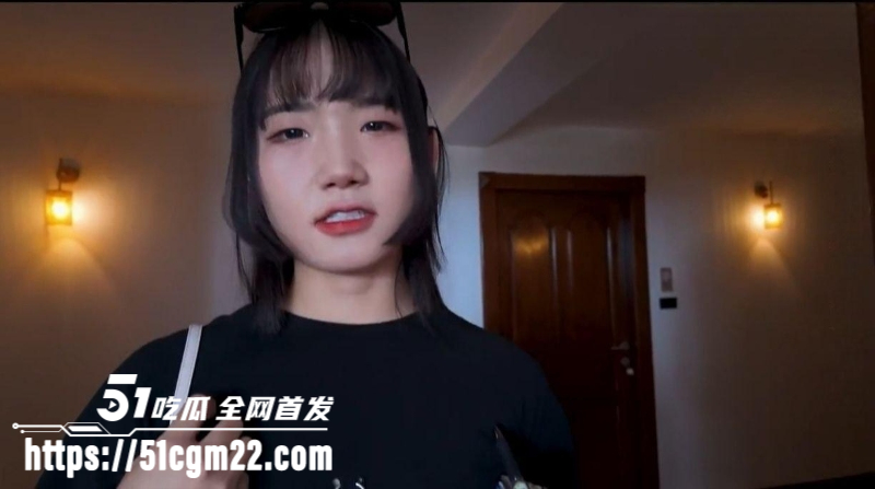 台湾网黄雯雯剧情AV我的房东是个萌妹 白虎巨乳嫩妹口交后入猛干高潮连连