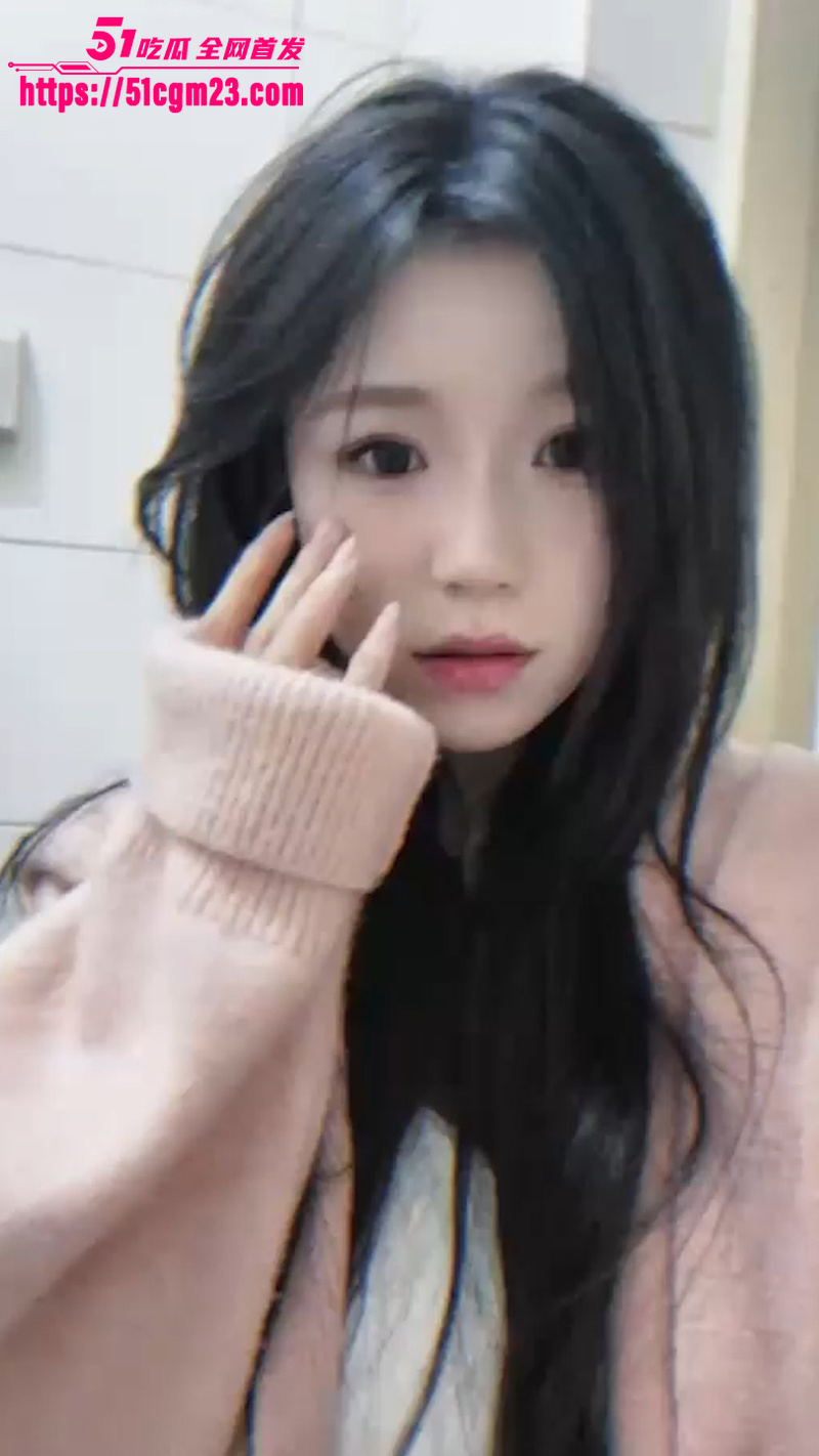 总华探长的小狗 调教稚嫩女友 媚眼含茎深喉到根 贪婪骑乘吞屌完全失控！