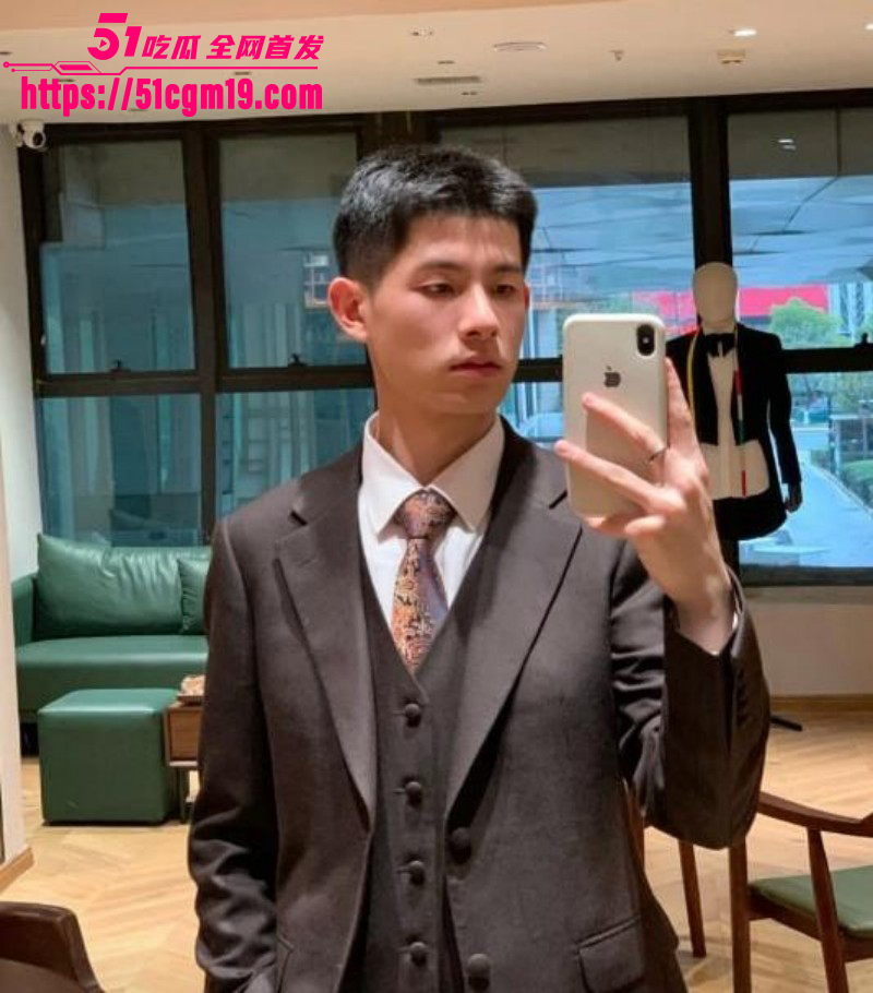 江西景德镇渣男 张天翼 海王行径曝光 软饭硬吃脚踏两船 女友闺蜜都沦为其胯下母犬！