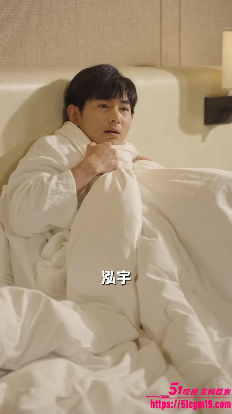 悬疑灵异短剧《我的女友太诡异了》房泓宇日渐虚弱同学称女鬼 逃离后真相反转