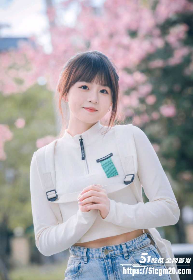 极品反差婊 PMV混剪 骚母狗美腿巨乳肥臀狂扭 被金主爸爸操到高潮 精盆工具接满浓精