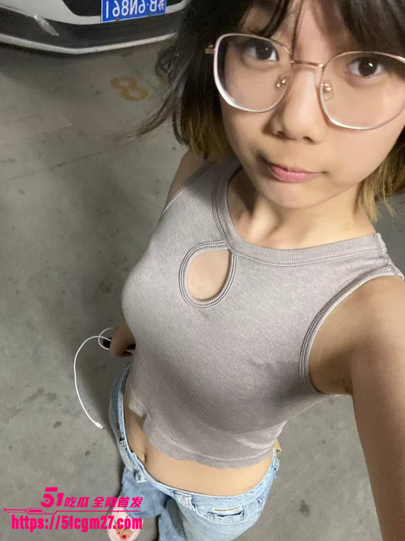 可爱制服辣妹 Violent 性爱合集 线上裸聊洗澡自慰 线下约炮享受高潮刺激
