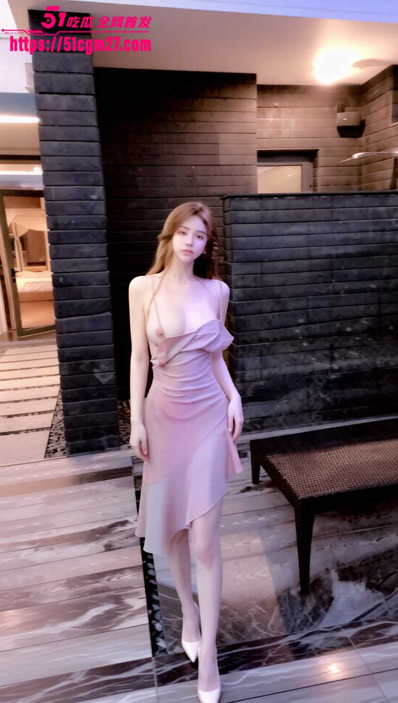 杭州顶级名媛 鲤鲤 付费视频合集 精致建模脸不输明星 富哥圈的御用精盆！