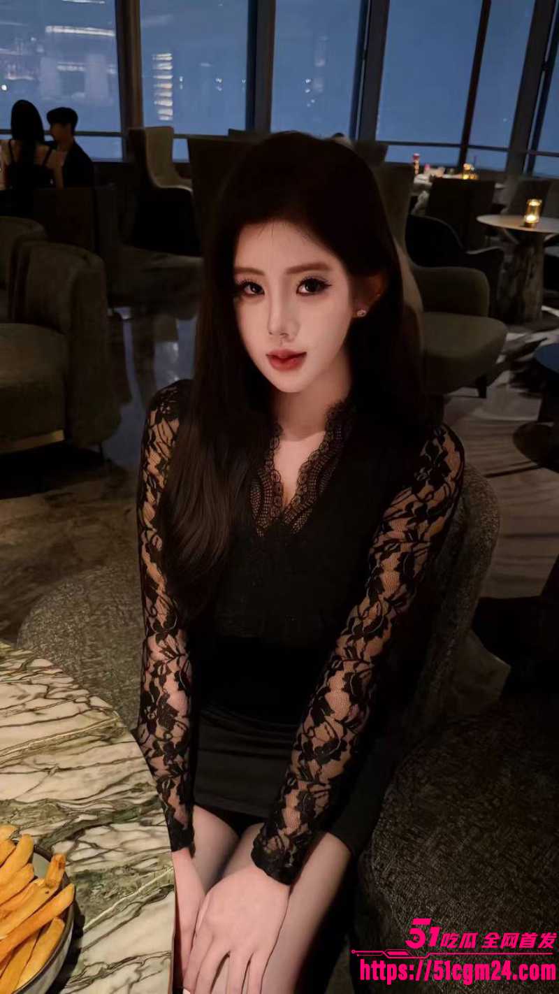 长沙女子 谢芳 诈骗2000元后人间蒸发 聊天记录以及在泰国做鸡视频被全盘爆出！