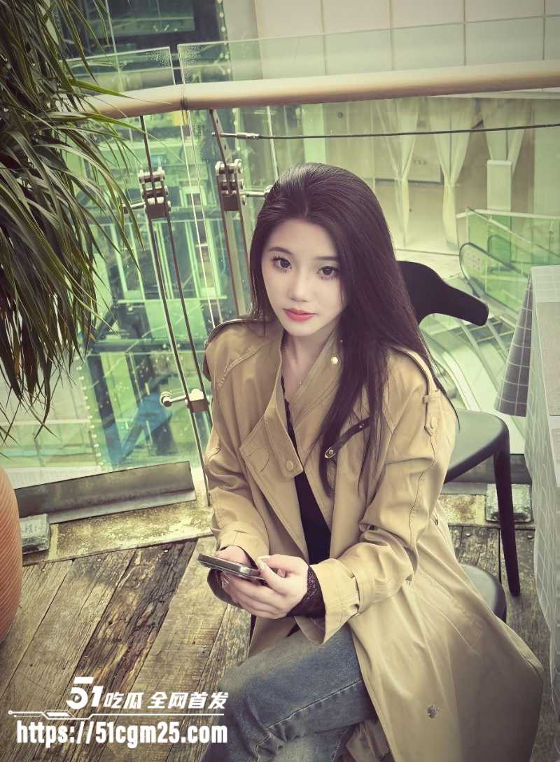 重庆反差婊 杨梓窈 和男友做爱视频 透着成熟优雅韵味的骚女友床功了得