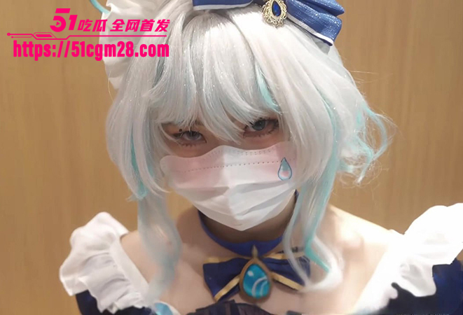 性感网红少女 明纱柚奈 COS芙宁娜 在私人影院被男友甜蜜哄骗内射