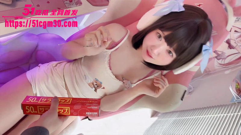 反差萝莉 yurinslittlepeach 性爱新篇 保鲜膜紧缚炮机调教 白虎蜜穴无套抽插
