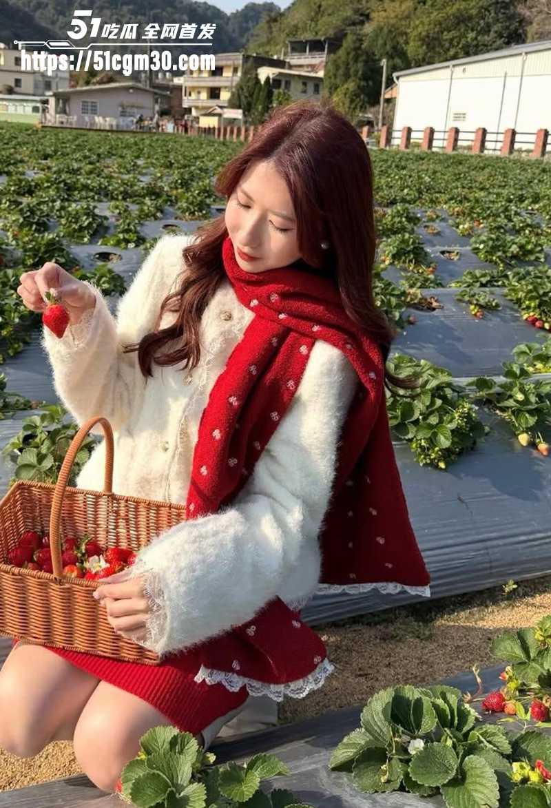 超漂亮大奶网美小黎性爱视频曝光 3 拷贝