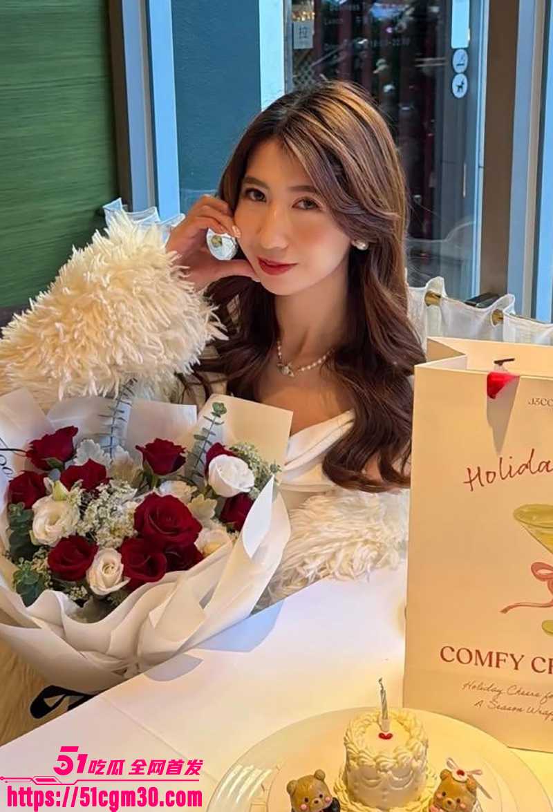 超漂亮大奶网美小黎性爱视频曝光 7 拷贝
