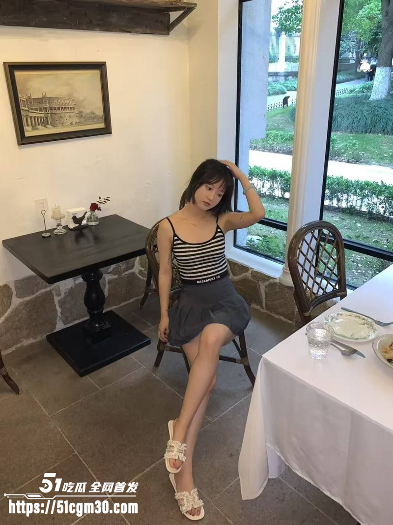 高颜值反差婊 魏晴瑜 性爱合集来袭  9