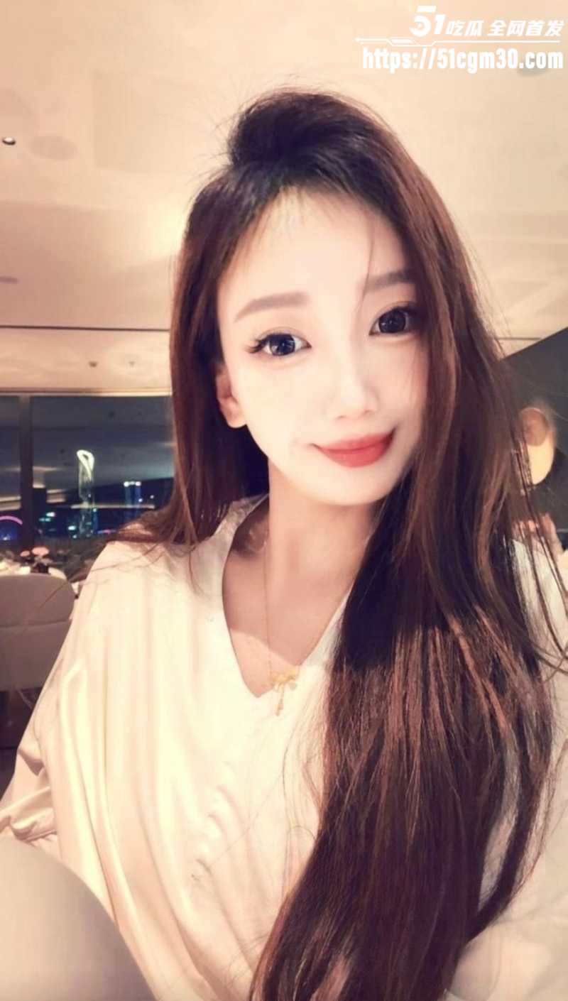 大连银行领导包养清纯网红猛操2