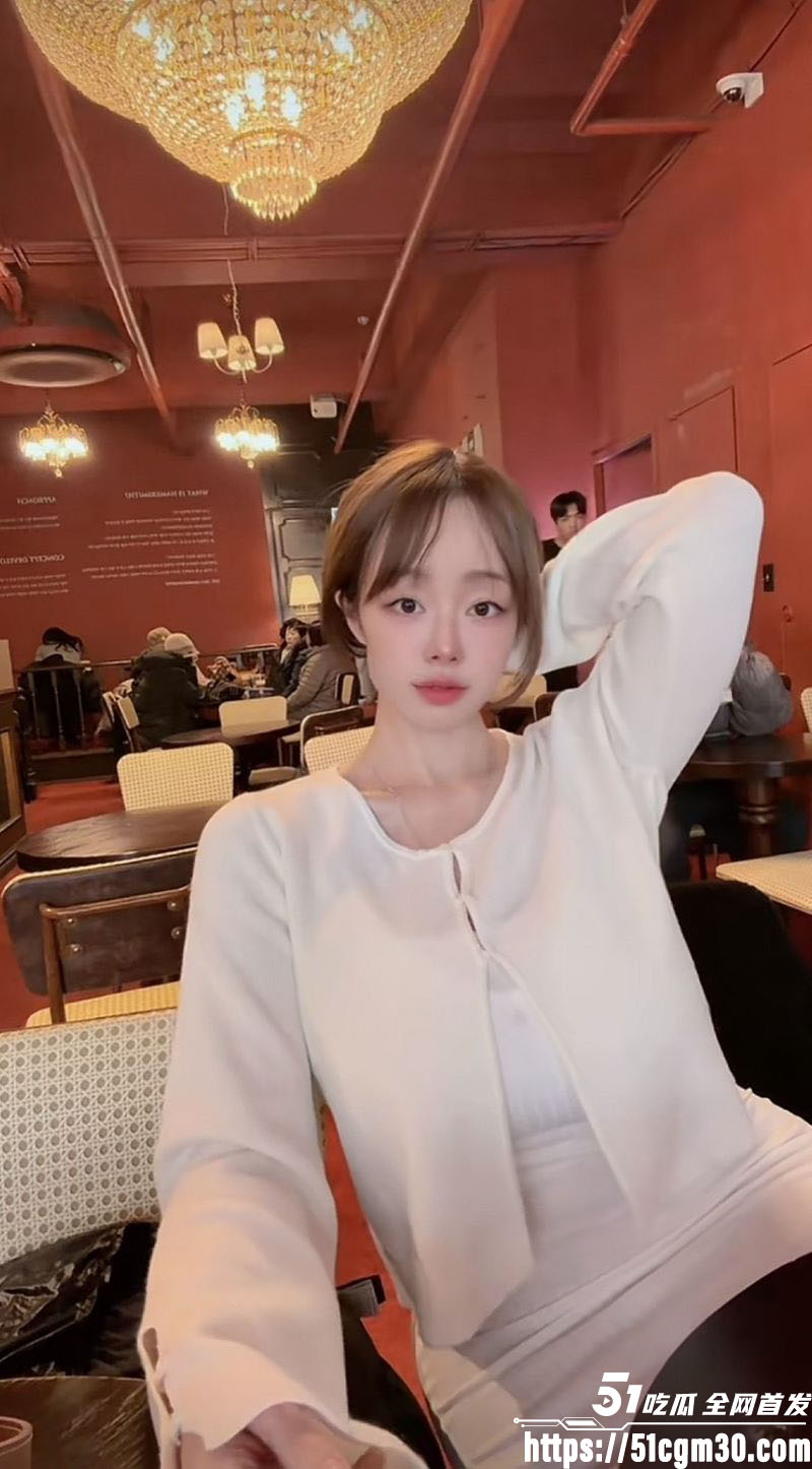 高颜值健身博主SUSU下海 4