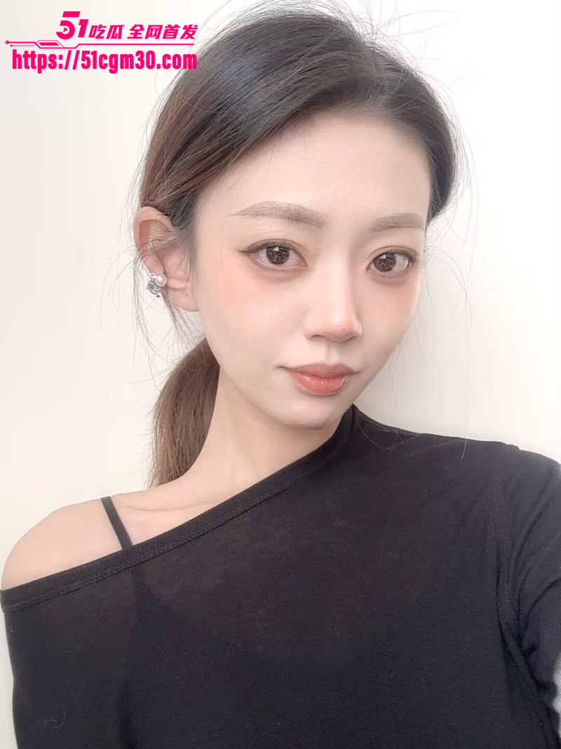 广州淫妻 陈嘉慧 性爱合集放送 2