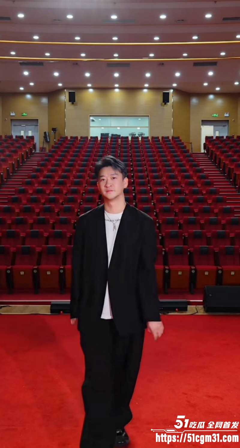 德云社大弟子曹云金不雅行为惨遭偷拍07