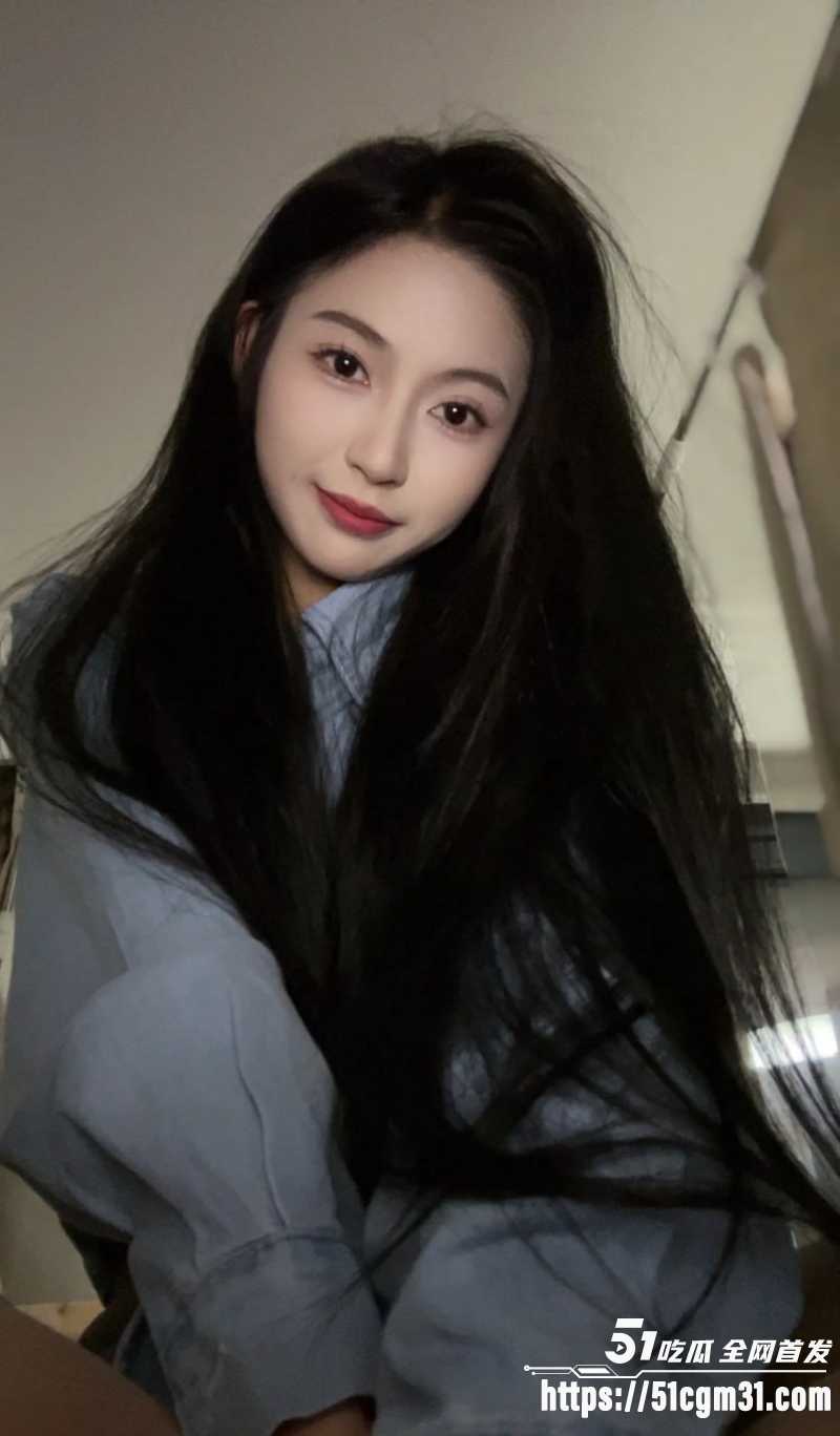 广东大学生周晓恩3