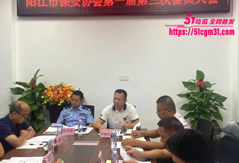 抖音美女浅笑心柔实名举报警察丈夫陈祥青出轨中国银行行长20拷贝