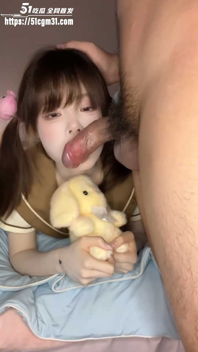 双马尾萝莉 辞宝 粉丝祭献身单男 3