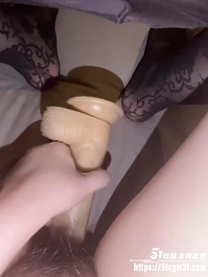 快手亮油丝袜御姐前妻 4