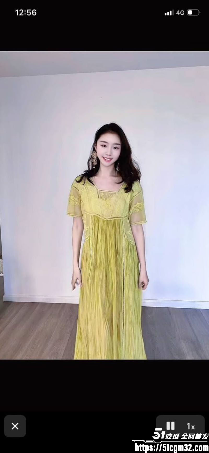 56岁汪峰深夜别墅私会神秘女子 9