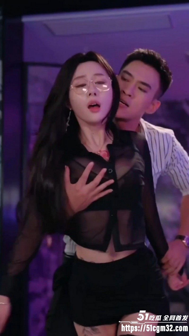 擦边短剧姐妹的深爱全集 3